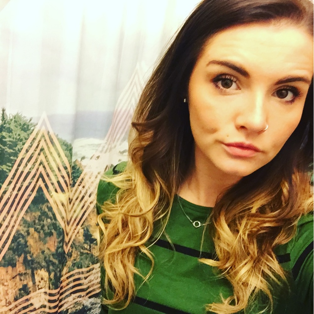 Meet your Posher, Maryssa